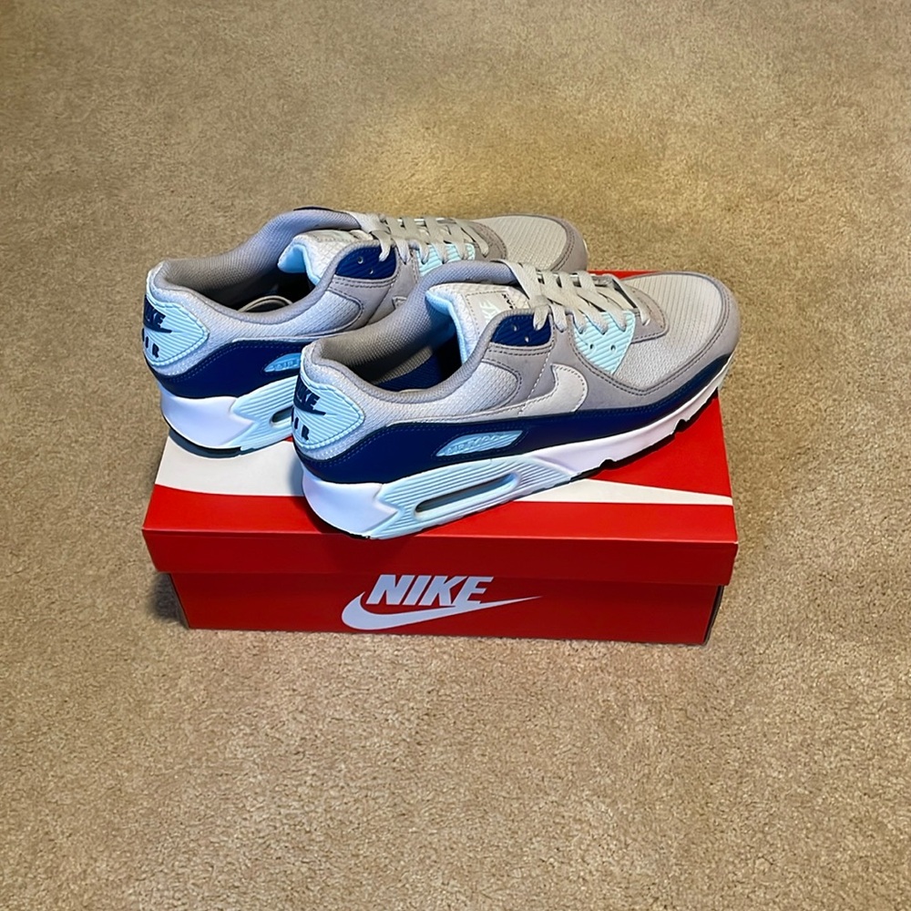 Nike Air Max 90 Pure Platinum/Glacier Blue/Court Blue/White